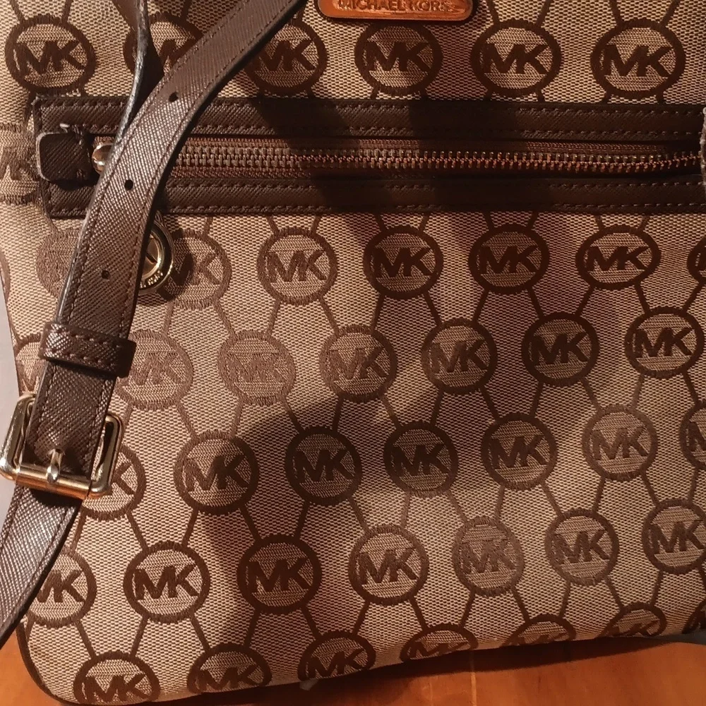 MK Michael Kors Crossbody Bag